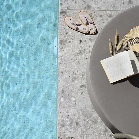 Aeonic & - Only Adults 5*